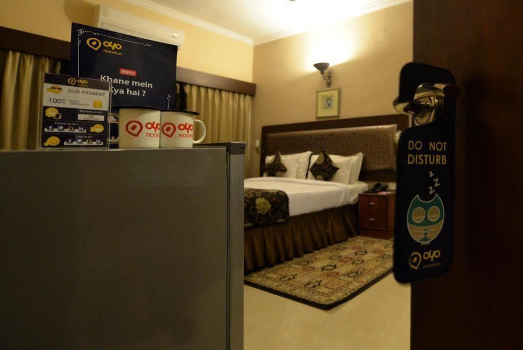 Hotel Genx Banjara Hill 1589 Hyderabad Exterior foto