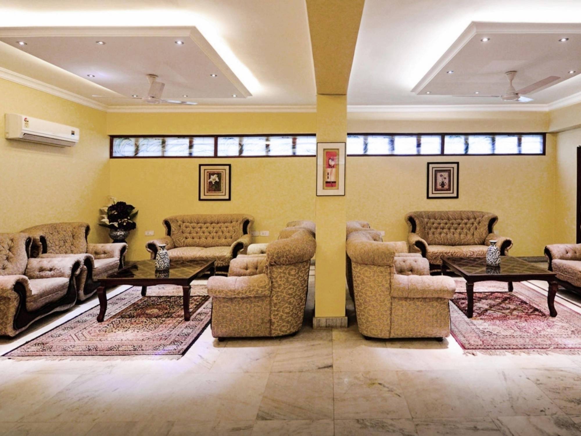 Hotel Genx Banjara Hill 1589 Hyderabad Exterior foto